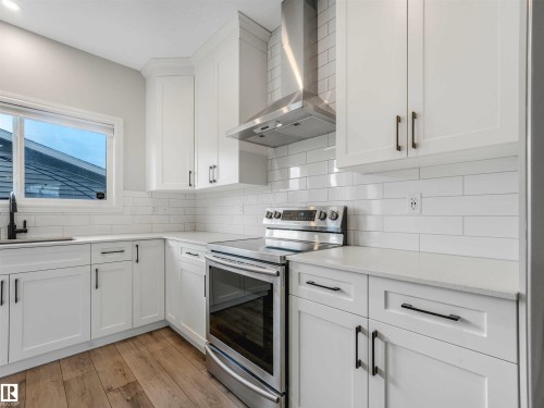 19310 26A Ave Nw, Edmonton, AB - Indoor Photo Showing Kitchen With Upgraded Kitchen
