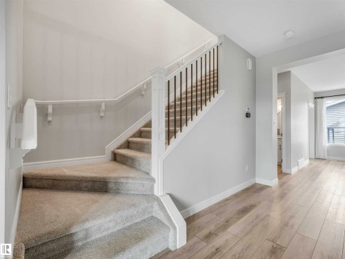 19310 26A Ave Nw, Edmonton, AB - Indoor Photo Showing Other Room