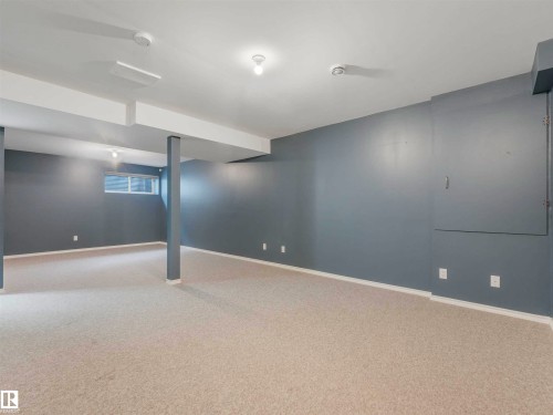 19310 26A Ave Nw, Edmonton, AB - Indoor Photo Showing Other Room
