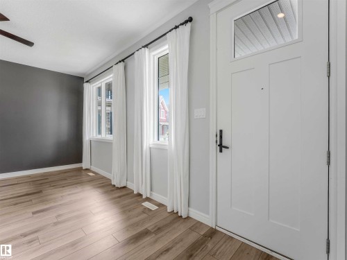 19310 26A Ave Nw, Edmonton, AB - Indoor Photo Showing Other Room