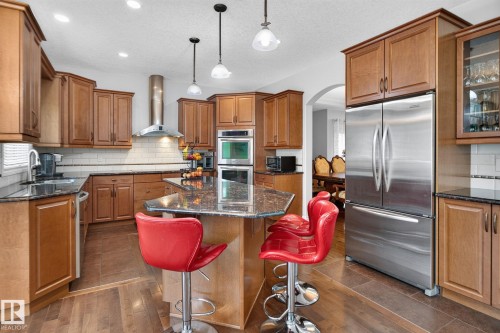 2489 Martell Crescent Nw, Edmonton, AB - Indoor Photo Showing Kitchen With Upgraded Kitchen