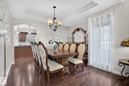 2489 Martell Crescent Nw, Edmonton, AB - Indoor Photo Showing Dining Room