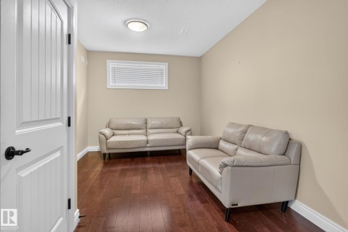 2489 Martell Crescent Nw, Edmonton, AB - Indoor
