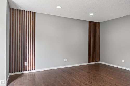 4218 Alexander Bay Sw, Edmonton, AB - Indoor Photo Showing Other Room