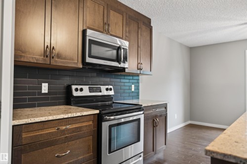 4218 Alexander Bay Sw, Edmonton, AB - Indoor Photo Showing Kitchen