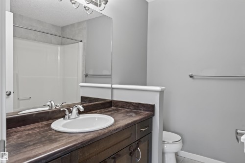 4218 Alexander Bay Sw, Edmonton, AB - Indoor Photo Showing Bathroom