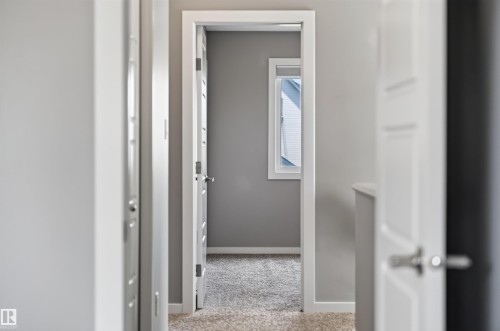 4218 Alexander Bay Sw, Edmonton, AB - Indoor