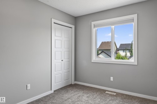 4218 Alexander Bay Sw, Edmonton, AB - Indoor Photo Showing Other Room