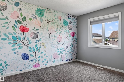 4218 Alexander Bay Sw, Edmonton, AB - Indoor Photo Showing Other Room