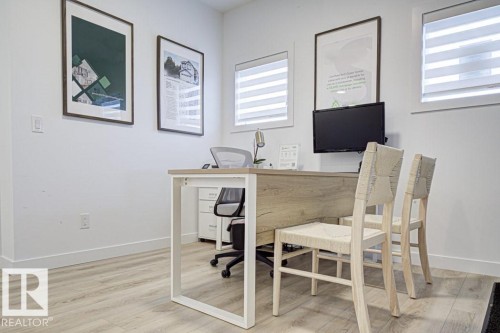 4570 Chegwin Wynd Sw, Edmonton, AB - Indoor Photo Showing Office