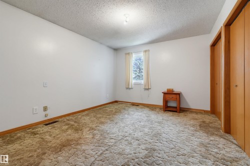 14012 120 Street Nw, Edmonton, AB - Indoor Photo Showing Other Room