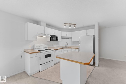 #417 11325 83 St Nw, Edmonton, AB - Indoor Photo Showing Kitchen