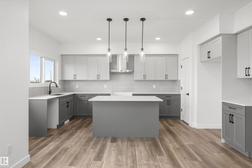 17623 7 Street Ne, Edmonton, AB - Indoor Photo Showing Kitchen With Upgraded Kitchen