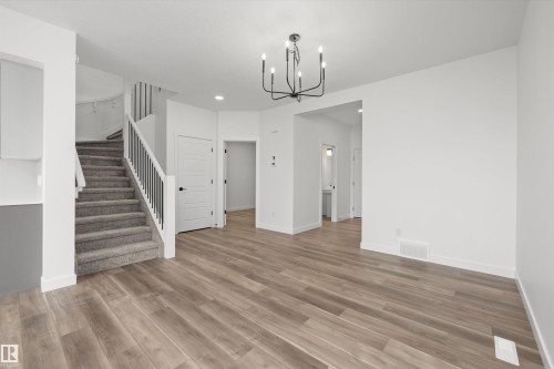 17623 7 Street Ne, Edmonton, AB - Indoor Photo Showing Other Room