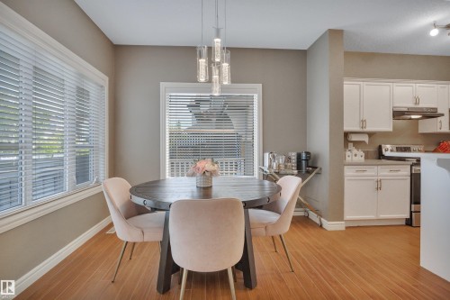 2289 Austin Way Sw, Edmonton, AB - Indoor Photo Showing Dining Room