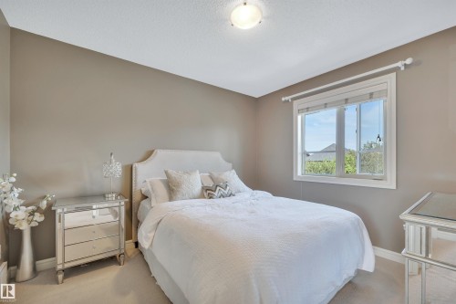 2289 Austin Way Sw, Edmonton, AB - Indoor Photo Showing Bedroom