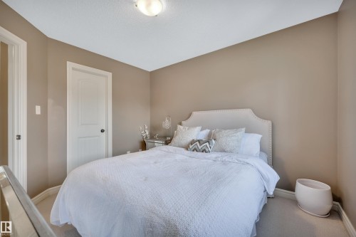 2289 Austin Way Sw, Edmonton, AB - Indoor Photo Showing Bedroom
