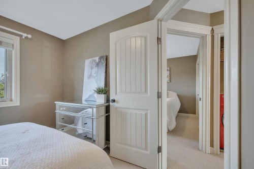 2289 Austin Way Sw, Edmonton, AB - Indoor Photo Showing Bedroom