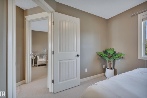 2289 Austin Way Sw, Edmonton, AB - Indoor Photo Showing Bedroom