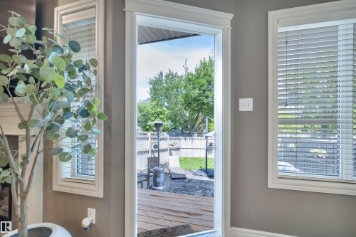 2289 Austin Way Sw, Edmonton, AB - Indoor