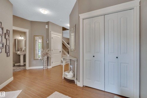 2289 Austin Way Sw, Edmonton, AB - Indoor Photo Showing Other Room