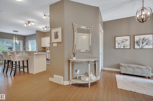 2289 Austin Way Sw, Edmonton, AB - Indoor Photo Showing Other Room