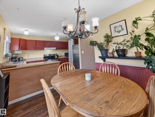 3503 42A Avenue Nw, Edmonton, AB - Indoor Photo Showing Dining Room
