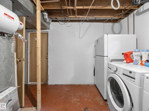 3503 42A Avenue Nw, Edmonton, AB - Indoor Photo Showing Laundry Room