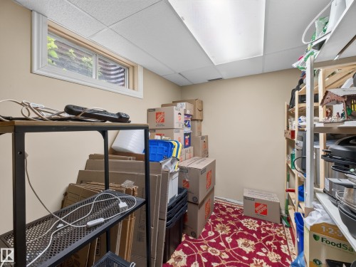 3503 42A Avenue Nw, Edmonton, AB - Indoor