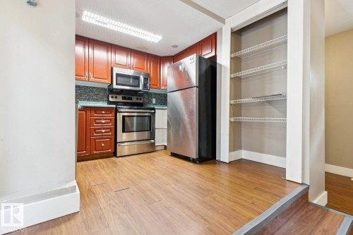 11603 Saskatchewan Drive Nw, Edmonton, AB - Indoor Photo Showing Kitchen