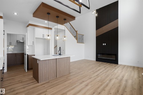 782 Bank Drive, Leduc, AB - Indoor Photo Showing Kitchen