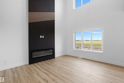 782 Bank Drive, Leduc, AB - Indoor Photo Showing Other Room