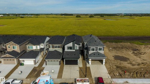 782 Bank Drive, Leduc, AB - Outdoor