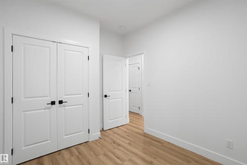 782 Bank Drive, Leduc, AB - Indoor Photo Showing Other Room