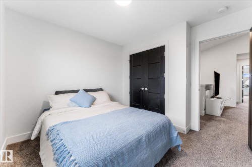 72 Spruce Gardens Crescent, Spruce Grove, AB - Indoor Photo Showing Bedroom