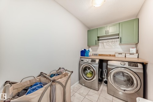 17207 64 Street Nw, Edmonton, AB - Indoor Photo Showing Laundry Room