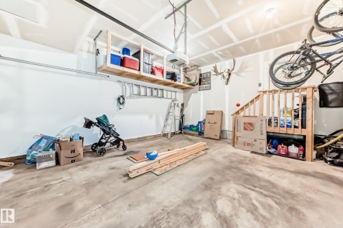 17207 64 Street Nw, Edmonton, AB - Indoor Photo Showing Garage