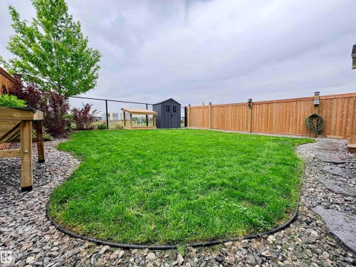 17207 64 Street Nw, Edmonton, AB - Outdoor