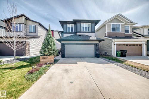 17207 64 Street Nw, Edmonton, AB - Outdoor With Facade