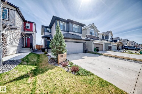 17207 64 Street Nw, Edmonton, AB - Outdoor With Facade