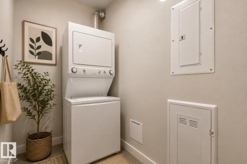 #303 10611 117 St Nw, Edmonton, AB - Indoor Photo Showing Laundry Room