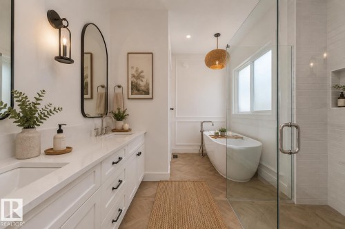 10439 144 Street Nw, Edmonton, AB - Indoor Photo Showing Bathroom