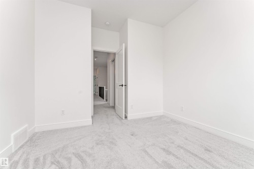 10439 144 Street Nw, Edmonton, AB - Indoor Photo Showing Other Room
