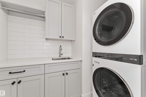 10439 144 Street Nw, Edmonton, AB - Indoor Photo Showing Laundry Room
