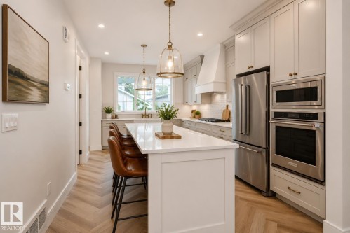 10439 144 Street Nw, Edmonton, AB - Indoor Photo Showing Kitchen With Stainless Steel Kitchen With Upgraded Kitchen