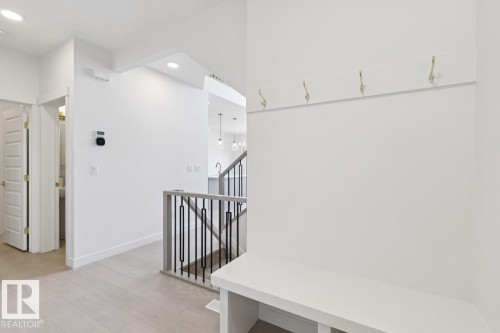 5033 Cawsey Link Sw, Edmonton, AB - Indoor Photo Showing Other Room