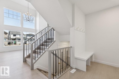 5033 Cawsey Link Sw, Edmonton, AB - Indoor Photo Showing Other Room