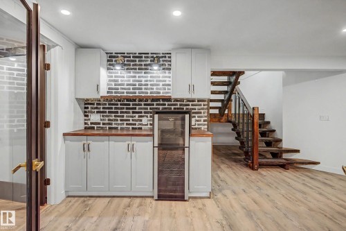 162 Mission Avenue, St. Albert, AB - Indoor Photo Showing Other Room