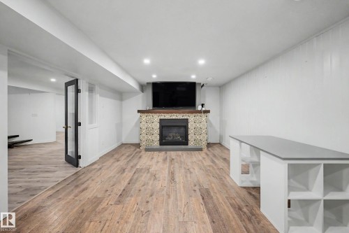 162 Mission Avenue, St. Albert, AB - Indoor With Fireplace