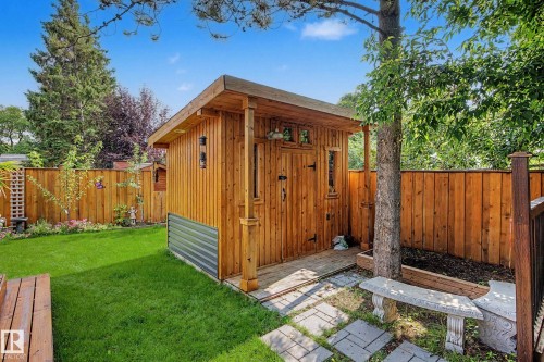 162 Mission Avenue, St. Albert, AB - Outdoor